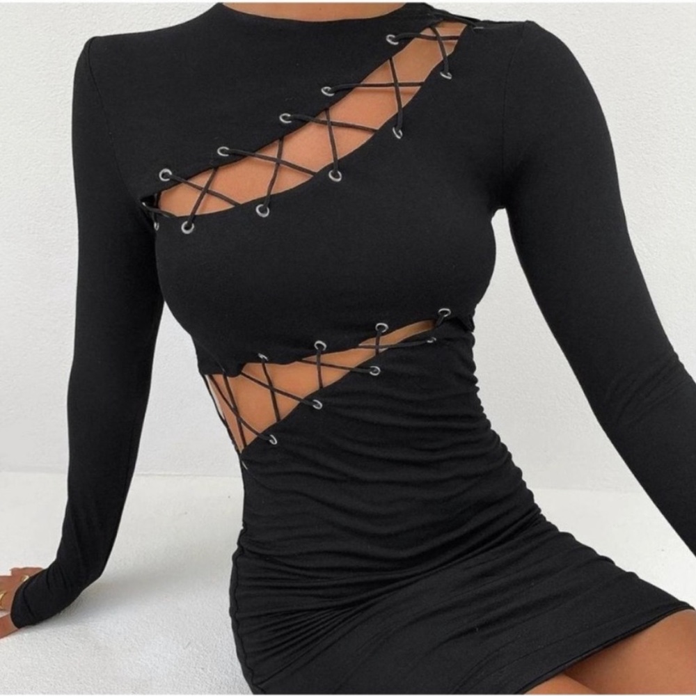 Tiger Mist Emsie black long sleeve dress